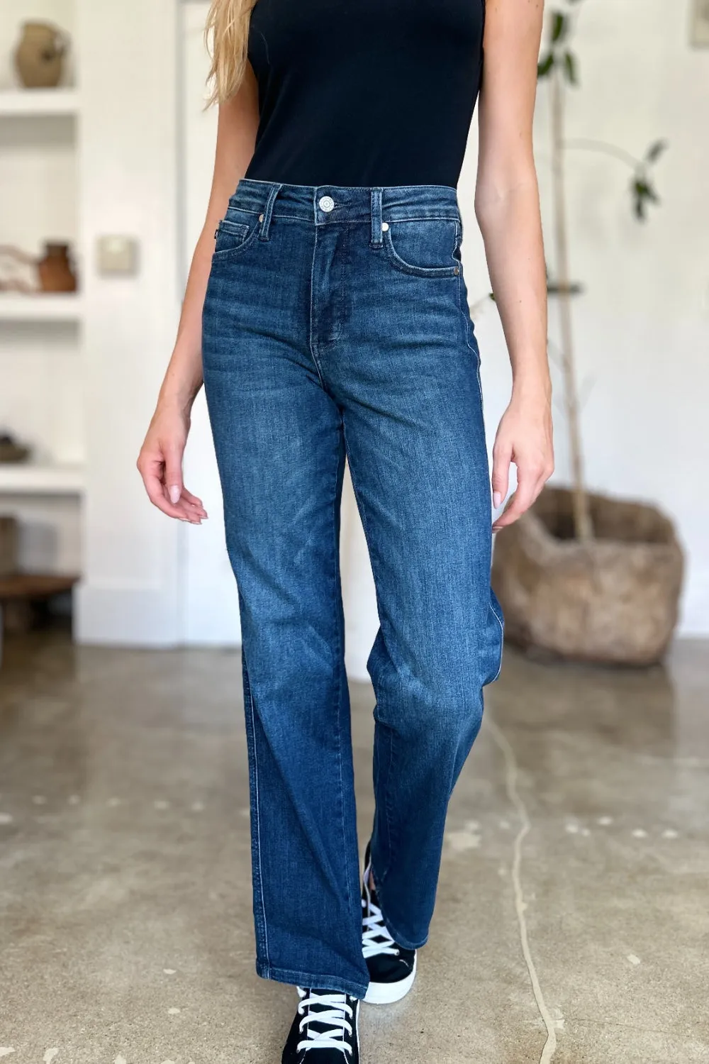 Judy Blue, Mid Rise Tummy Control Straight Leg Jeans