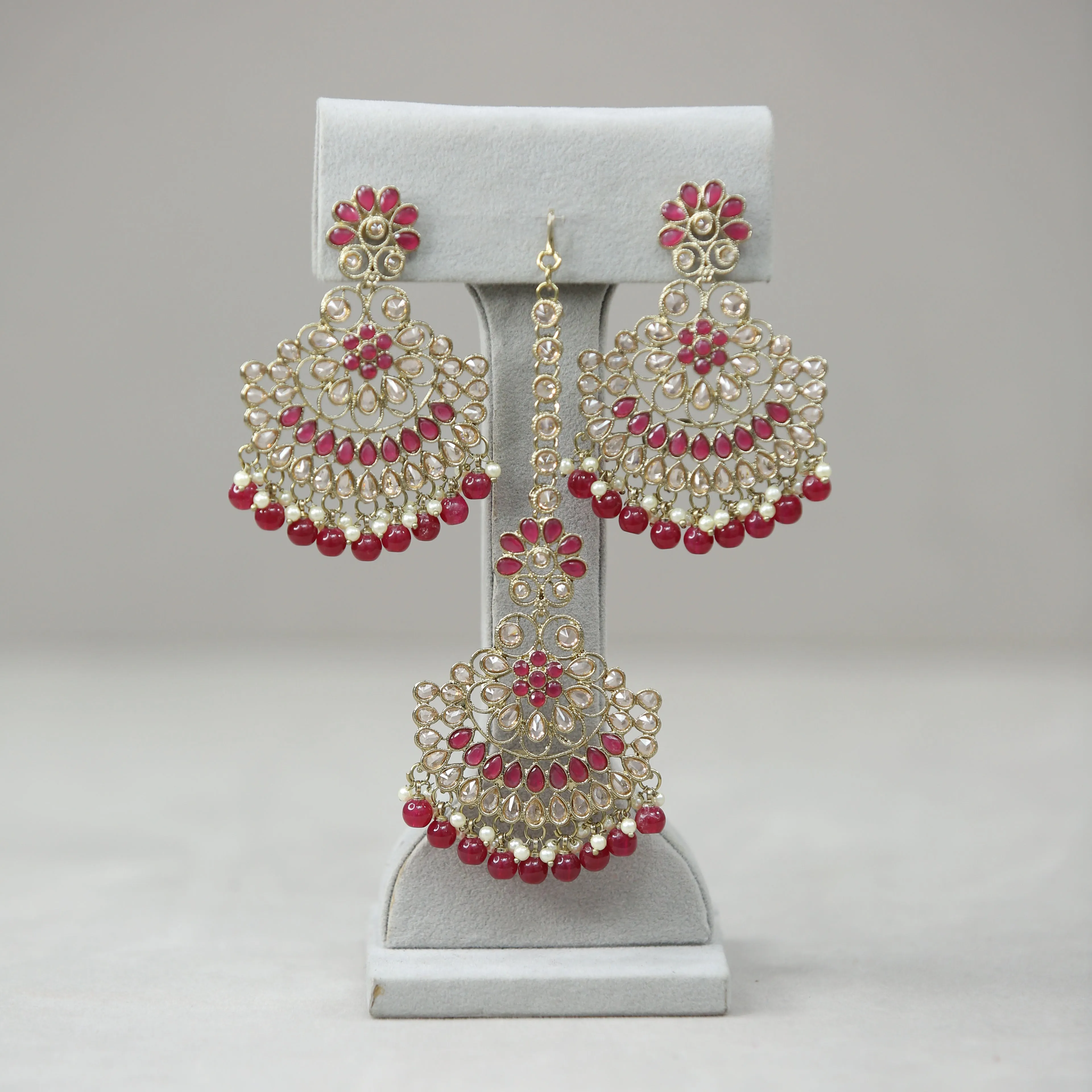 Radha Polki Earrings With Tikka