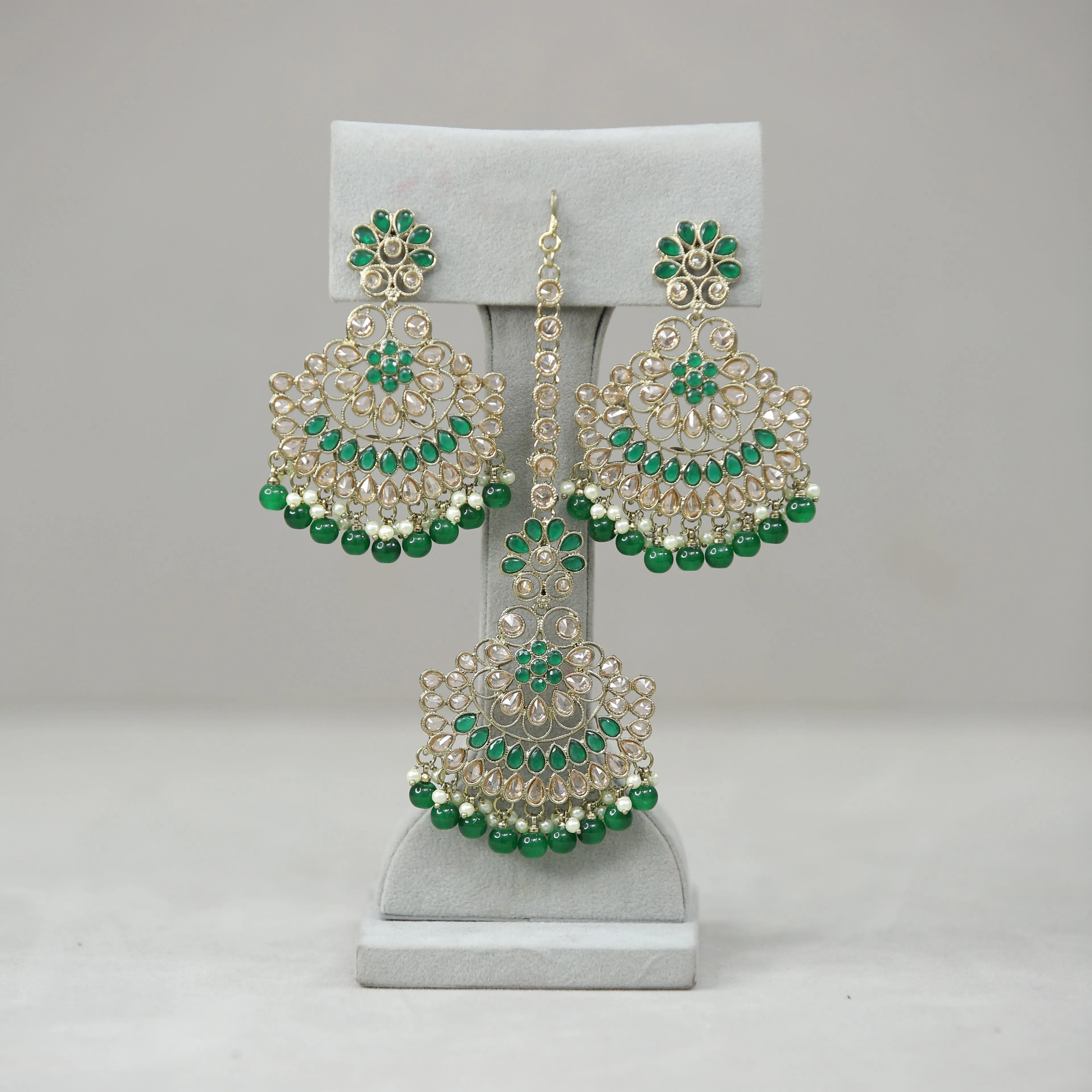 Radha Polki Earrings With Tikka